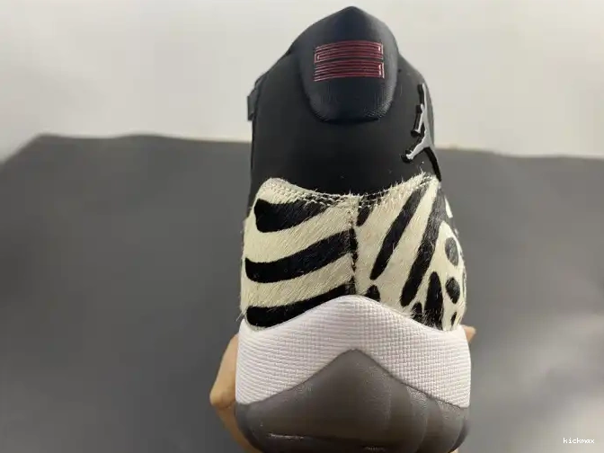 Rep MAX ANIMAL AIR JORDAN INSTINCT 11 AR0715-010 0404